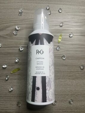 R+Co Chiffon Styling Mousse